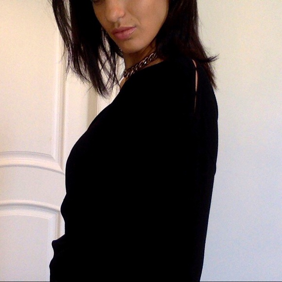 Italian designer Sarah Pacini black slit top - Picture 4 of 4